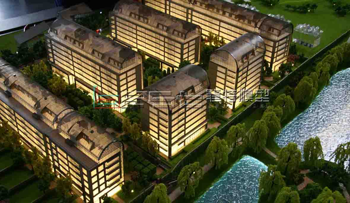 <a href='#link'></a>