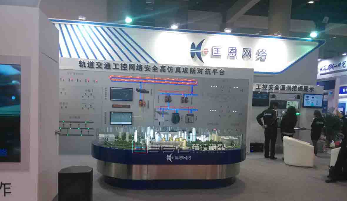 <a href='#link'></a>